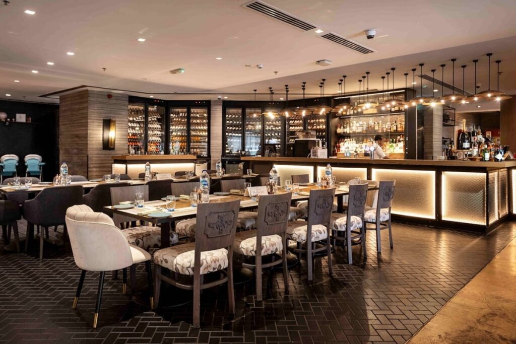 family brunch dubai saturday