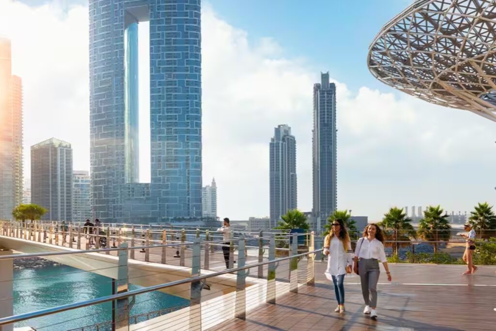 walking routes Dubai