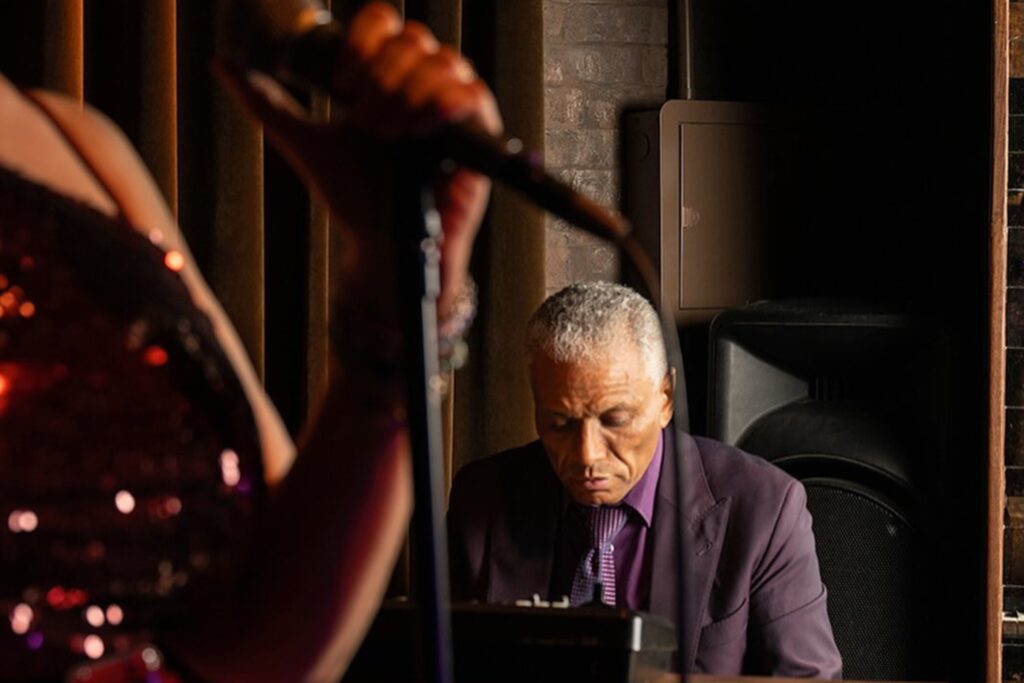 jazz club dubai and Jazz bar
