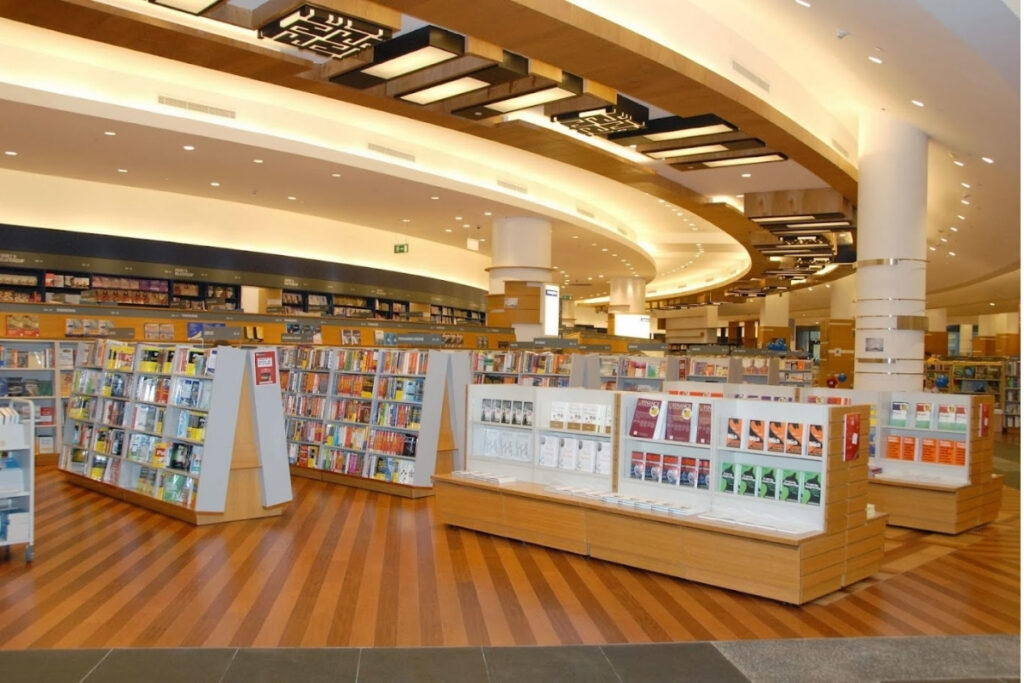 book store in dubai