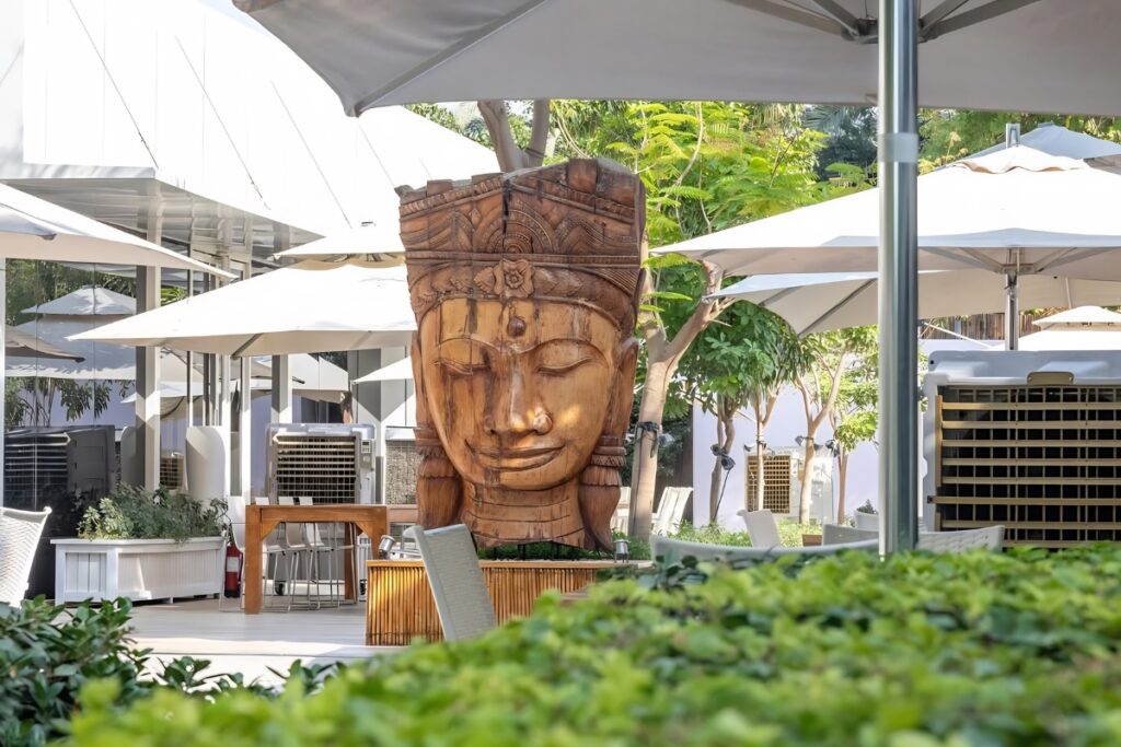 outdoor cafes in Dubai