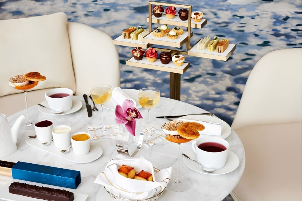 Luxury afternoon tea at Atlantis The Royal Dubai