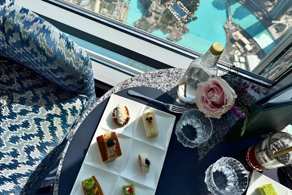 Best Sky-High Dining Experiences in Dubai at At.mosphere Burj Khalifa