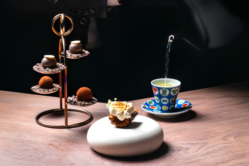 Moonrise Cuisineless restaurants in Dubai tasting menu